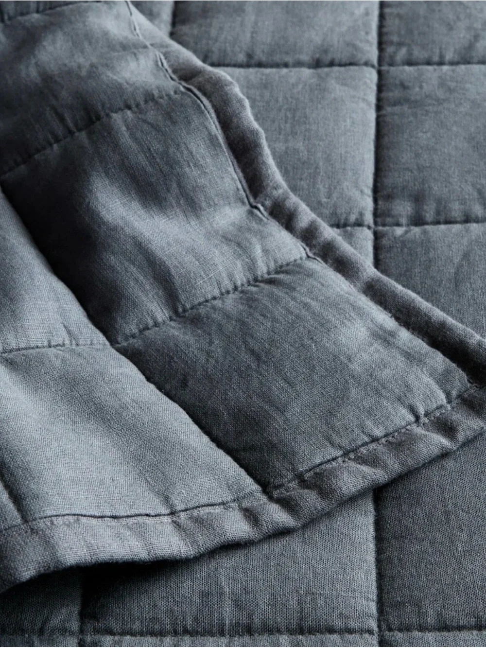 Quince European Linen Box Quilt King/Calking, Night Fall Linen Bedding